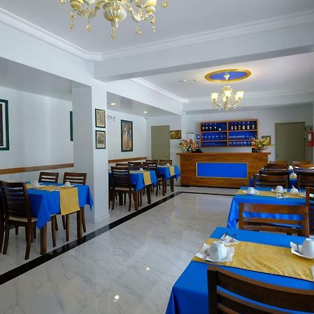 Frankfurter Deluxe Inn Cebu Екстериор снимка